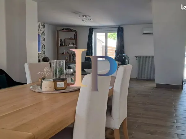 Maison 6 pièces 145 m²