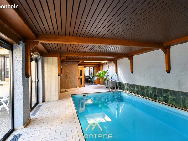 Propriété 9 pièces 270 m²