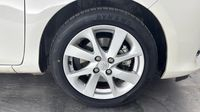 Toyota Yaris HSD 100h Style 5p — photo 20