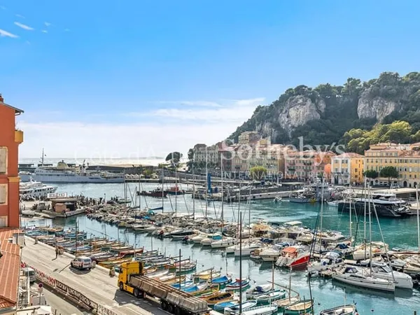 Nice Port, appartement de prestige avec vue mer panoramique et b