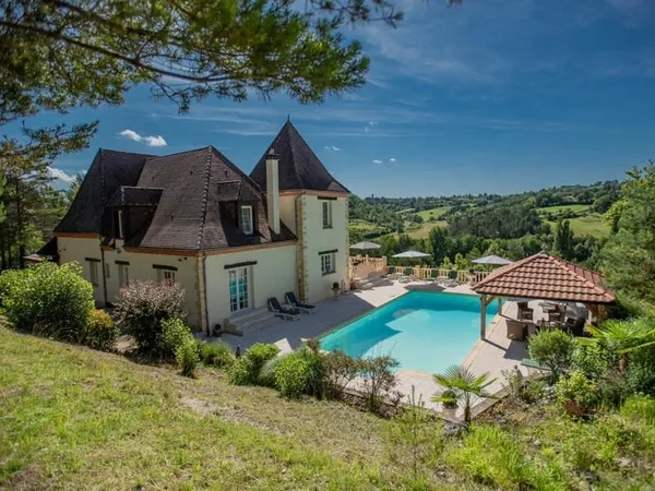 Magnifique Maison De 6 Chambres, Vue Imprenable, Plus Appartement De 2 Chambres, Superbe Piscine, Pr