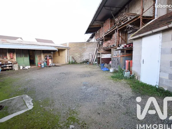 Local 1 pièce 49 m²