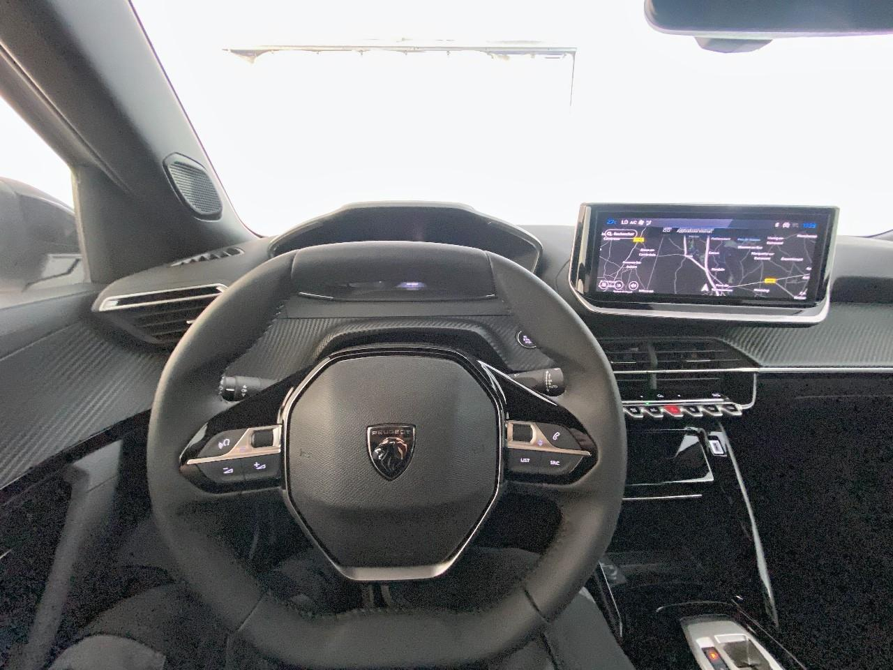Peugeot 2008 hybrid 145 ch e-dcs6 allure — photo 12