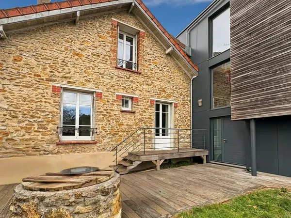 Maison 7 pièces 146 m²
