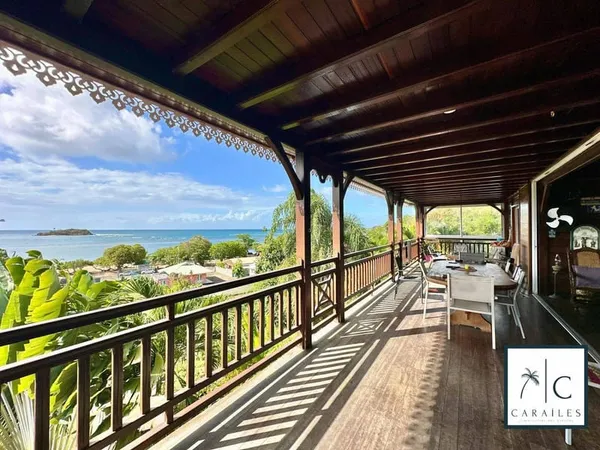 Villa 11 pièces 237 m²