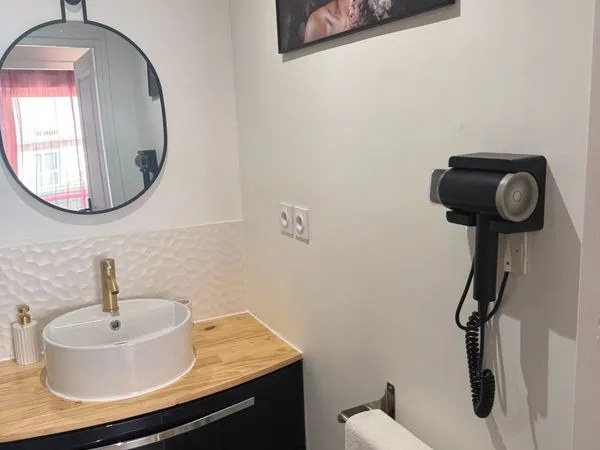 Grand appartement meublé pour entreprises - jusqu'à 8 collaborateurs - le havre