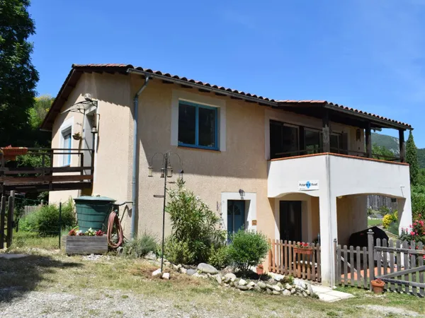 Villa 10 pièces 132 m²