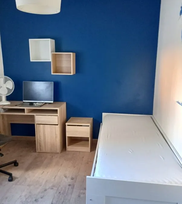 Photo 1