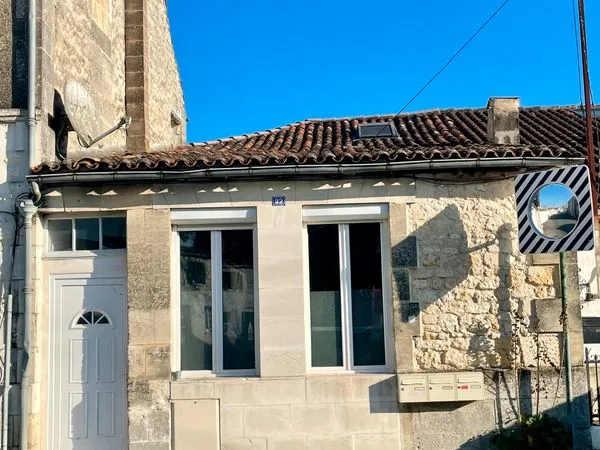 Immeuble de 3 appartements à Jonzac