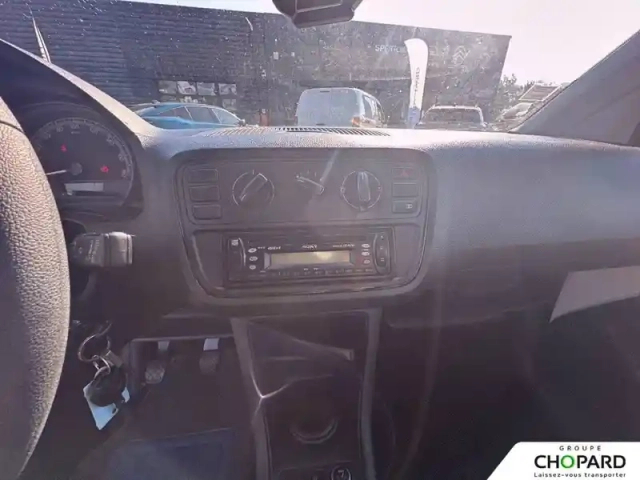 Skoda Citigo 1.0 12v mpi 60 ch — photo 14