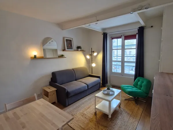 15e : Appartement de 20m², lumineux, proche tout commerces et 3 lignes de métro
