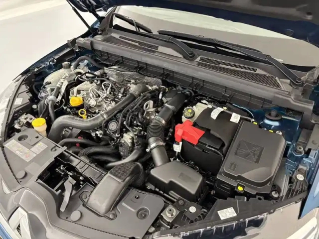 Renault Arkana mild hybrid 140 edc fap - 22 — photo 40