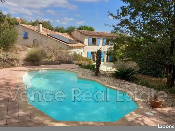 Villa 5 pièces 136 m²