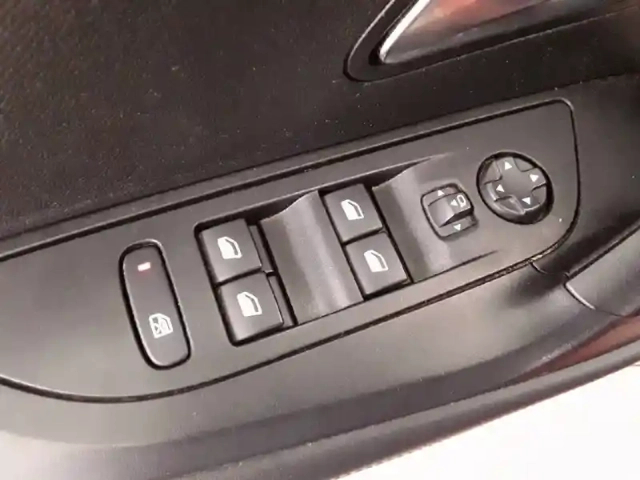 Peugeot 2008 bluehdi 130 s&amp;s eat8 — photo 61
