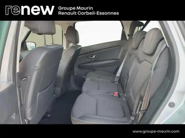 Renault Scenic grand  1.3 tce 140ch evolution edc 7 places — photo 12