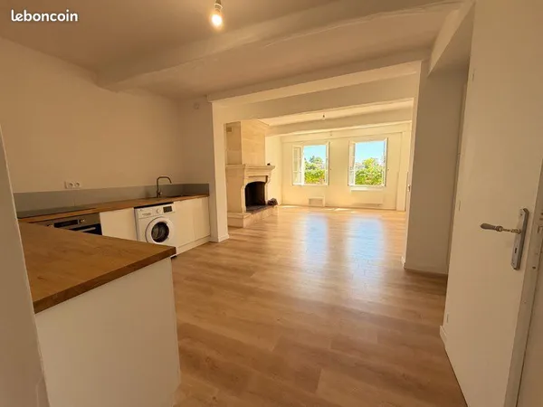 Appartement T2 65m2 | Saint-Emilion | Hyper centre et vue imprenable sur la ville
