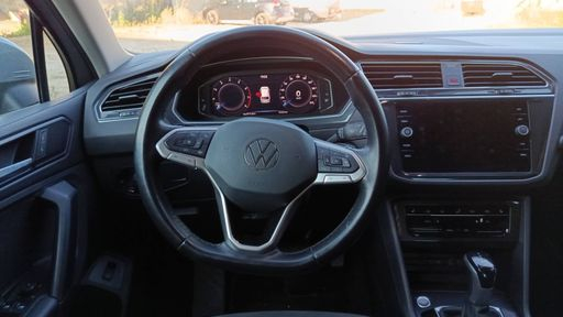 Volkswagen Tiguan 1.5 TSI 150.0 - Confortline Business – 2021 – 95334 km – Essence – Boîte Automatique — photo 31