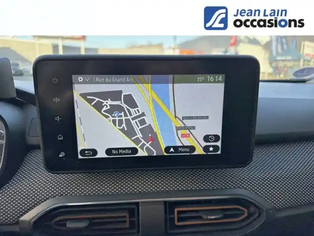 Dacia Sandero eco-g 100 — photo 15