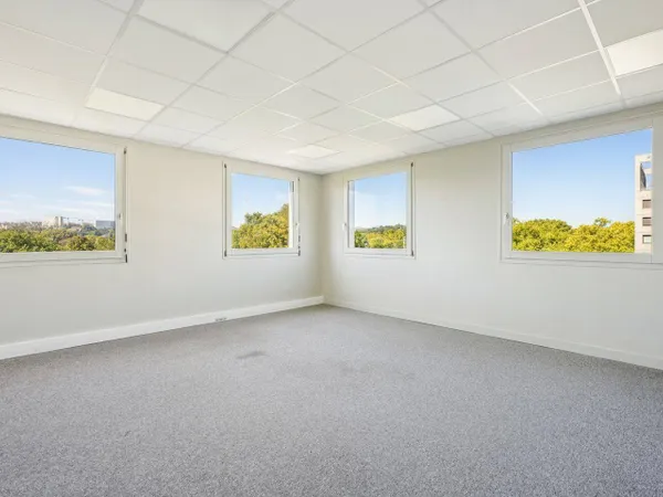 Bureaux 293 m²