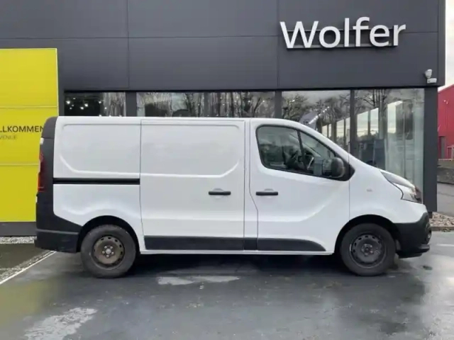 Renault Trafic fg l1h1 1200 1.6 dci 120ch confort euro6 — photo 4