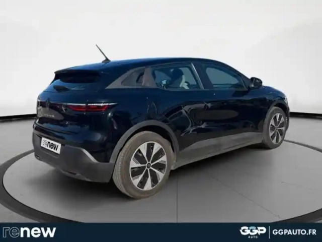 Renault Megane e-tech electric ev60 130ch evolution er super charge -b — photo 5