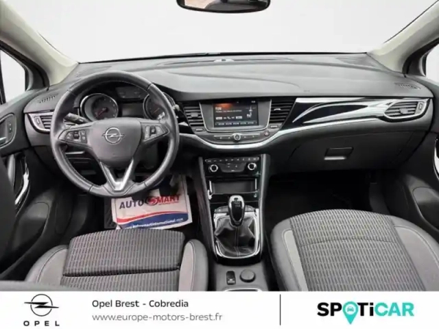 Opel Astra 1.2 turbo 130ch elegance — photo 7