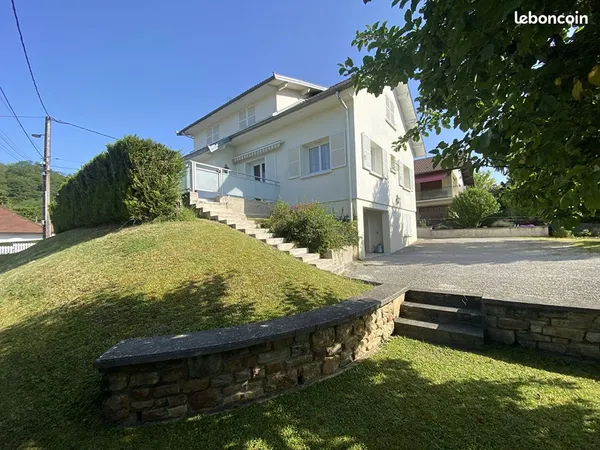 Maison 5 pièces 159 m²
