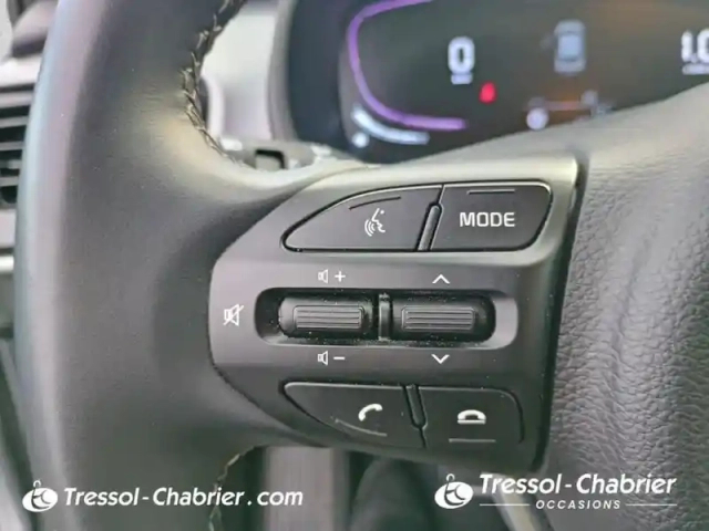 Kia Stonic 1.0 t-gdi 100 ch dct7 active — photo 19