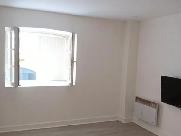 Studio 1 pièce 18 m²