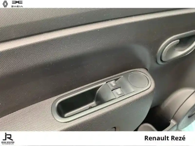 Renault Twingo e-tech electric authentic r80 achat intégral — photo 14