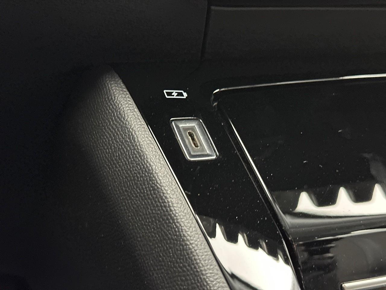 Peugeot 2008 puretech 130 s&s bvm6 allure pack — photo 28