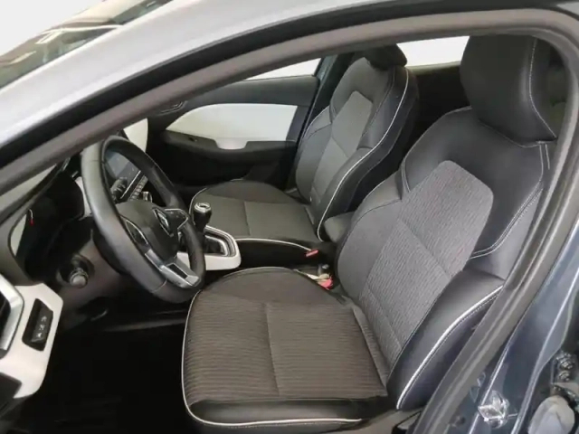 Renault Clio 1.0 tce 90ch intens -21n — photo 29