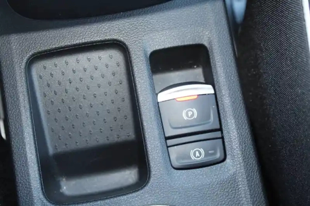 Renault Captur tce 155 edc fap — photo 44