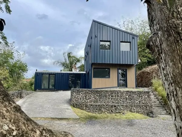 📌 Bureau individuel de 15,24 m²