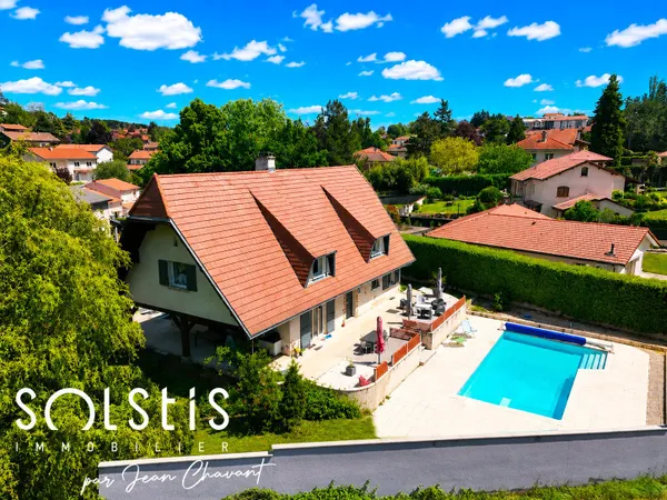 Maison De 246 M2 - Terrain De 3282 M2 - St Victor Sur Loire