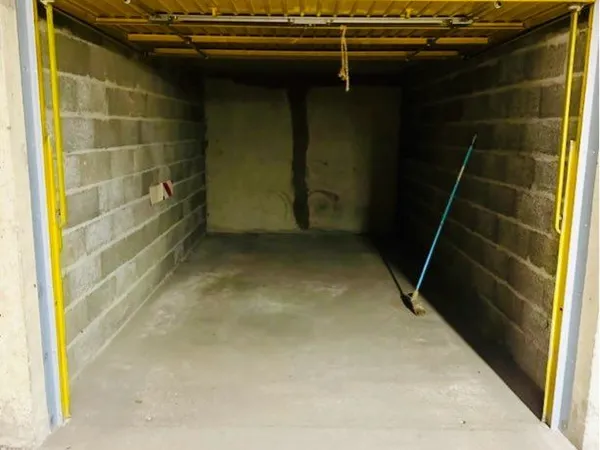 Box-garage fermé et sécurisé à louer à CERGY- PREFECTURE