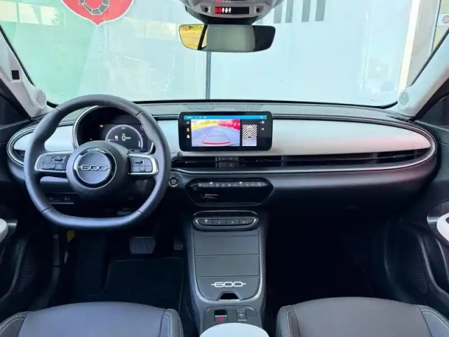 Fiat 600 e 156ch 54kwh la prima (certinergy 0? déduit) — photo 17