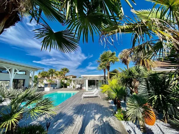 Maison 8 pièces 200 m²