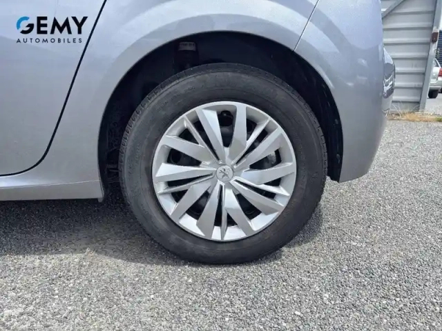 Peugeot 208 puretech 75 s&amp;s bvm5 — photo 11