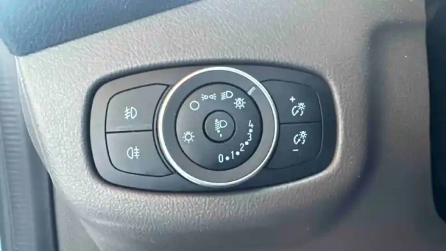 Ford Transit Connect fgn l1 1.5 ecoblue 100 s&amp;s — photo 16