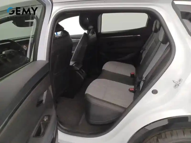 Renault Megane e-tech ev60 220 ch super charge — photo 45