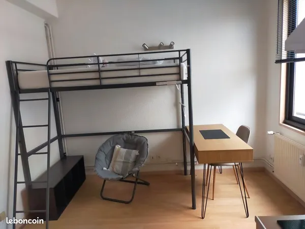 Loue studio meublé