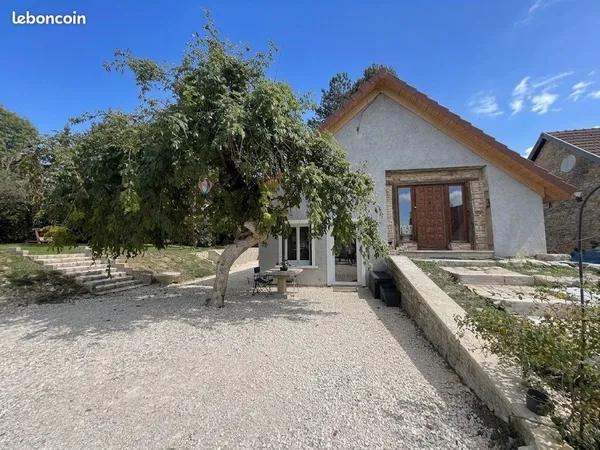 Maison 5 pièces 110 m²