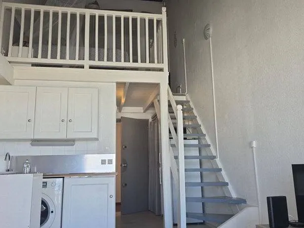 Studio 1 pièce 25 m²
