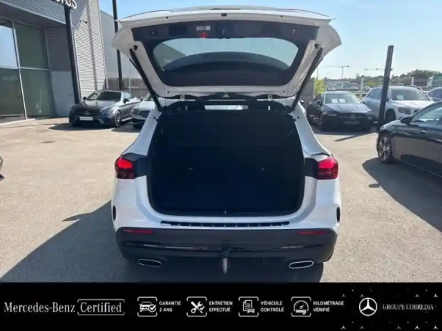 Mercedes Gla 200 d 150ch amg line 8g-dct — photo 9