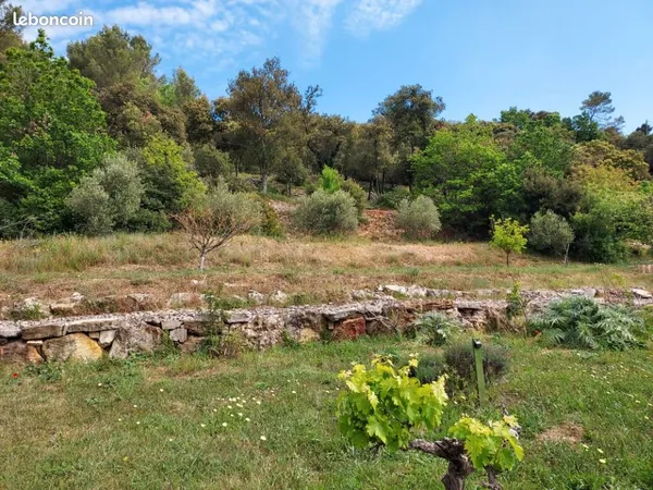 Terrain 1 280 m² Flassans Sur Issole