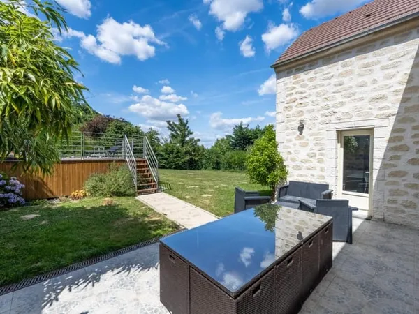 Maison à vendre 8 pièces (78)