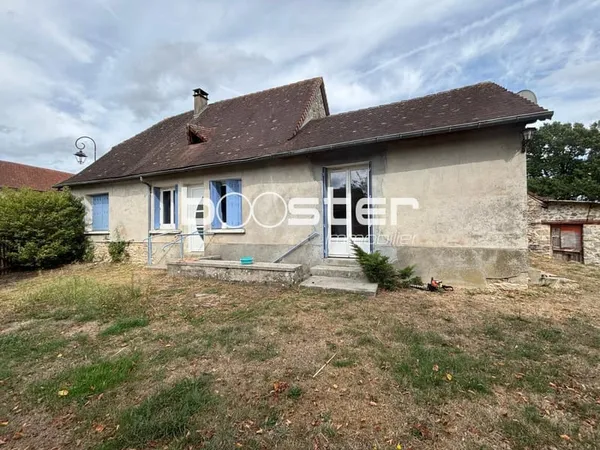 Maison de campagne avec dépendances sur 1900 m² de terrain au coeur du Chalard