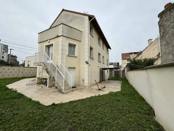 Maison 6 pièces 185 m²