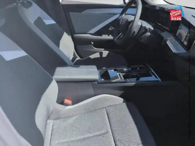 Opel Astra electric 156ch — photo 19